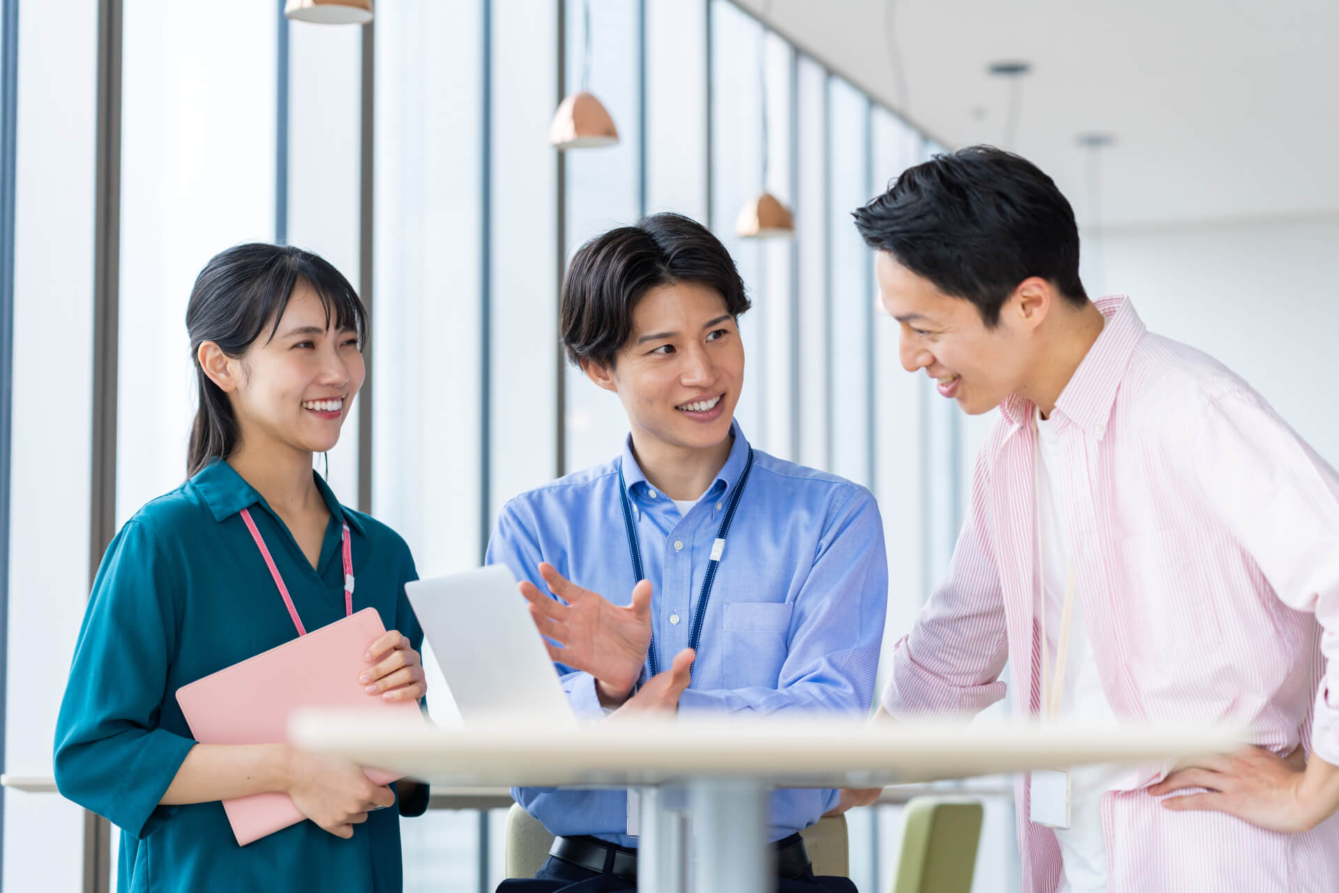 株式会社ムービック